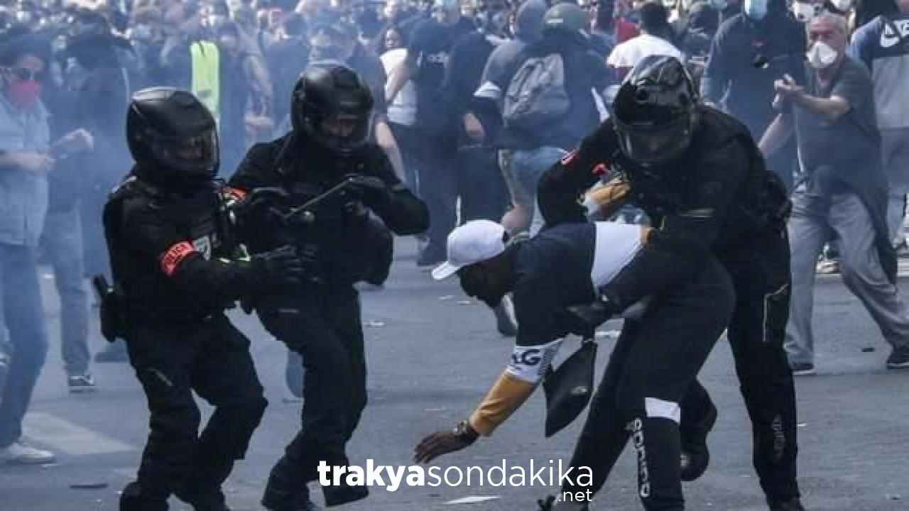 fransada-polis-siddeti-protestosu-dAm3STUz.jpg