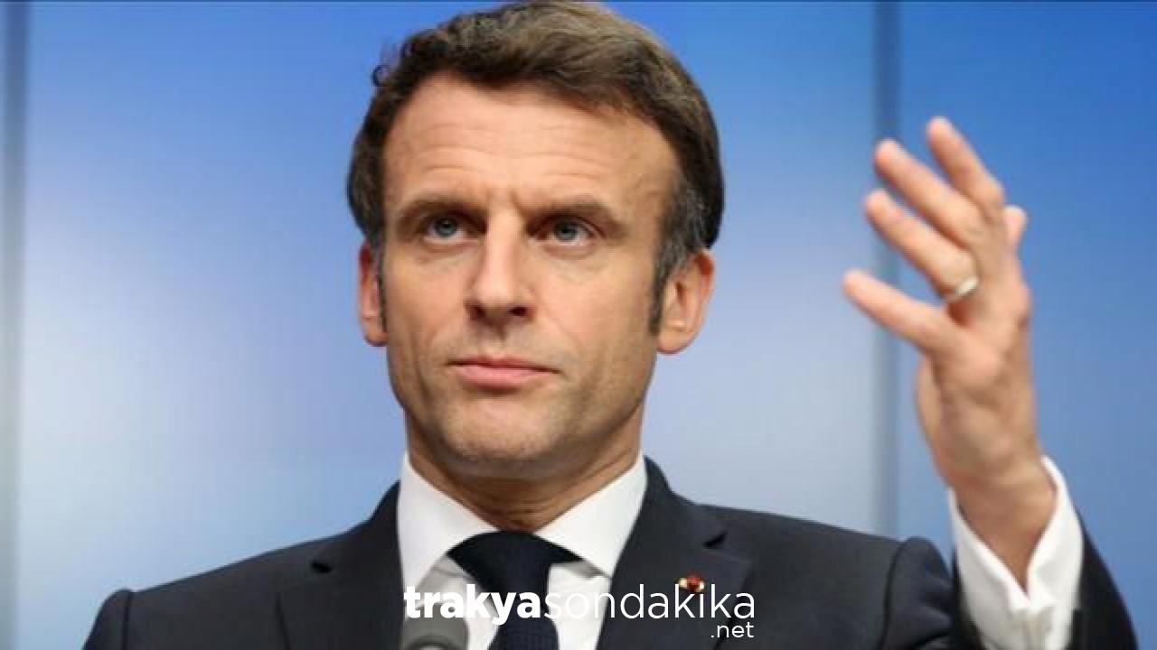 macrondan-yesil-isik-fransada-kurtaj-anayasal-hak-olacak-EdLkb1GI.jpg