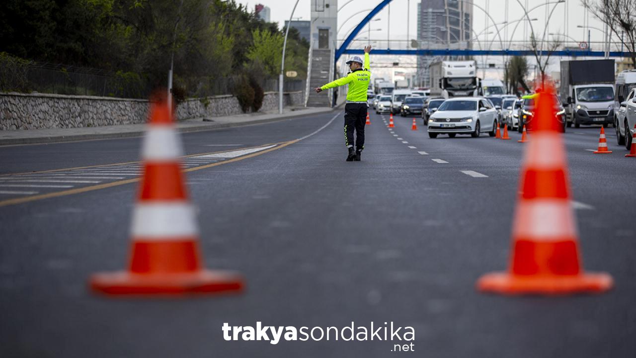 istanbulda-bugun-bazi-yollar-trafige-kapatilacak-xxD856tU.jpg