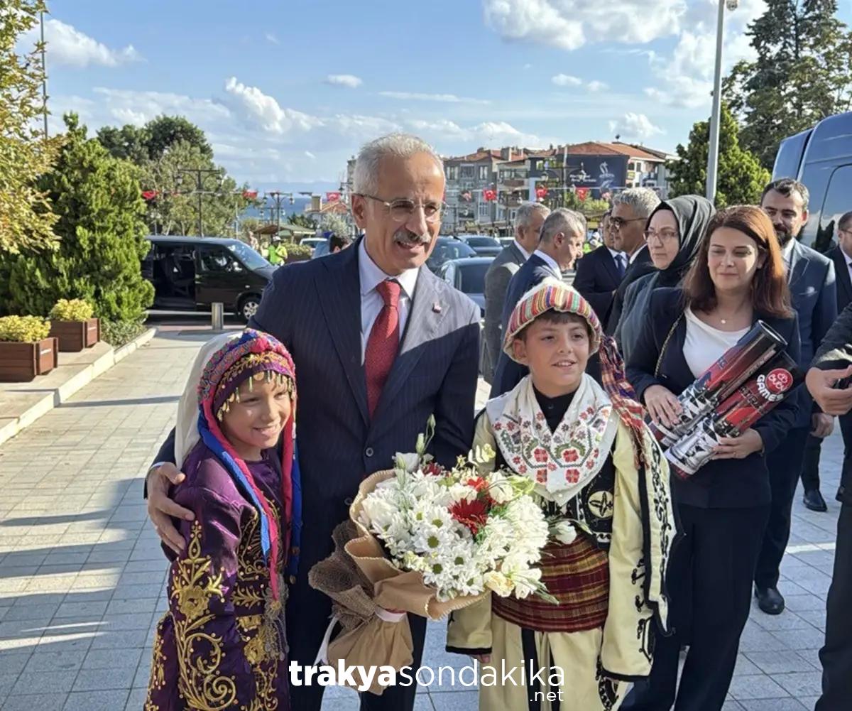 bakan-uraloglu-tekirdag-valisi-ve-ak-parti-il-baskanligini-ziyaret-etti-kwkLEZly.jpg