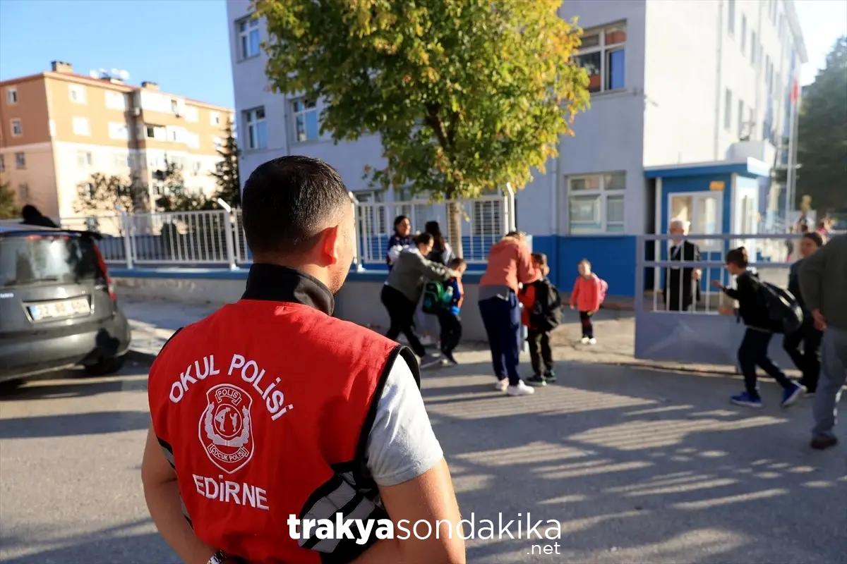 edirnede-okul-polisi-denetimleri-artiyor-ciwIXbSg.jpg